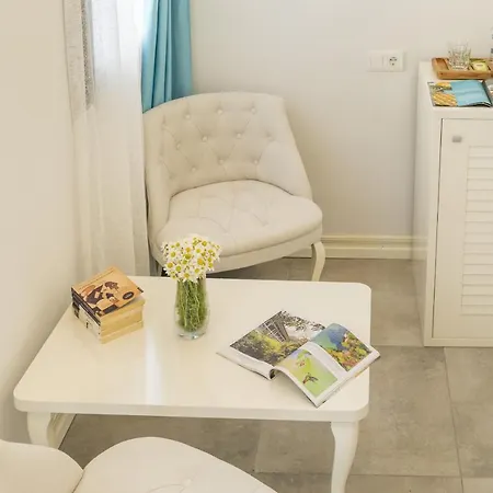 The Monastery (adults Only) 호텔 Cedit